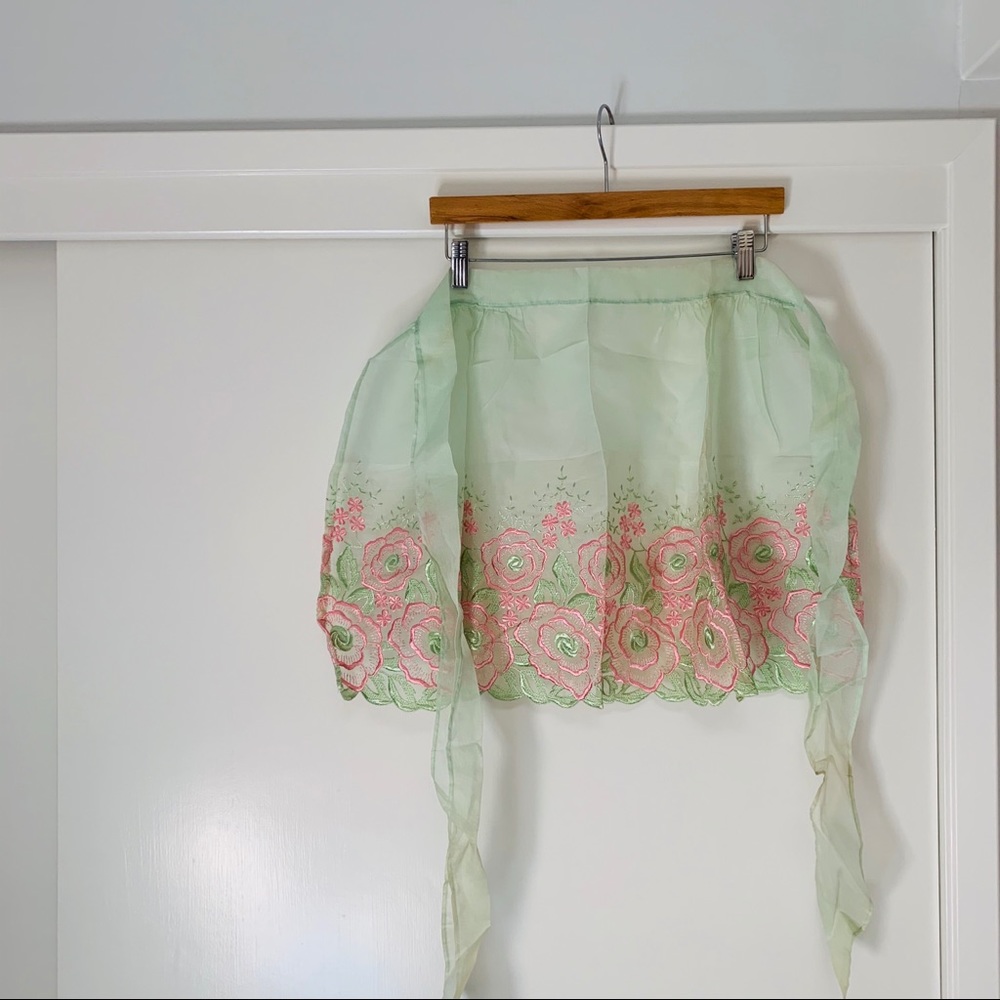 VINTAGE Floral‎ Apron